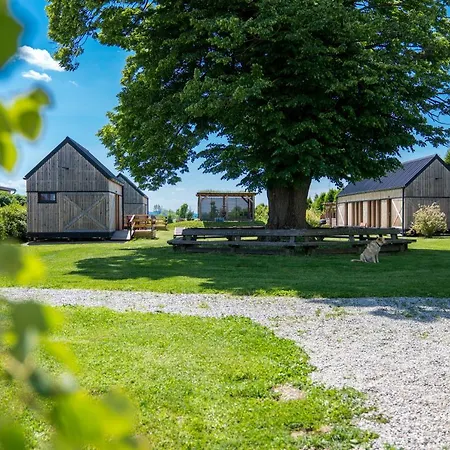 Horse Glamping Park * Cirkovce