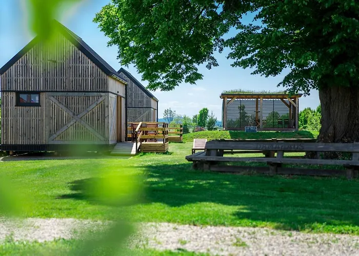 Horse Glamping Park キャンプ場 Cirkovce