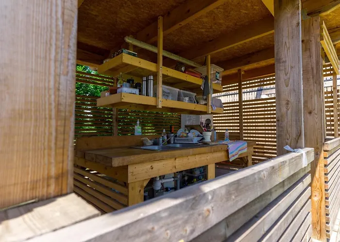 キャンプ場 Horse Glamping Park Cirkovce